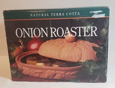 Boston Warehouse Williams Sonoma Clay Terra Cotta Orange Lidded Roaster Baker