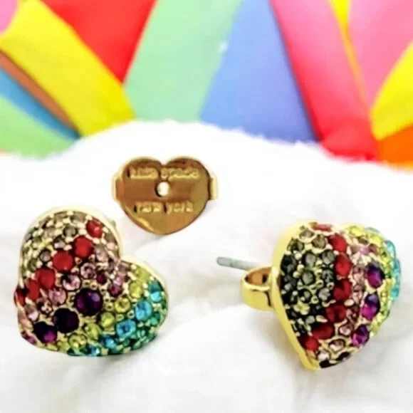 Aretes con corazón arco iris Kate Spade. Venta al por menor $69 Foto 4 de 4