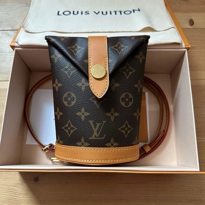 Louis Vuitton Fold Me Monogram M80874 Daily Pouchbag