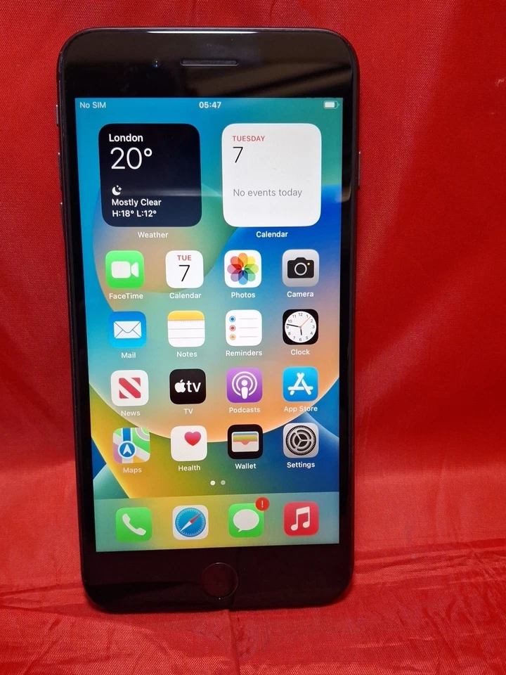 Apple iPhone 8 Plus Smartphone, 64GB, Unlocked, Space Grey, A1897. 3 - Image 4 of 4