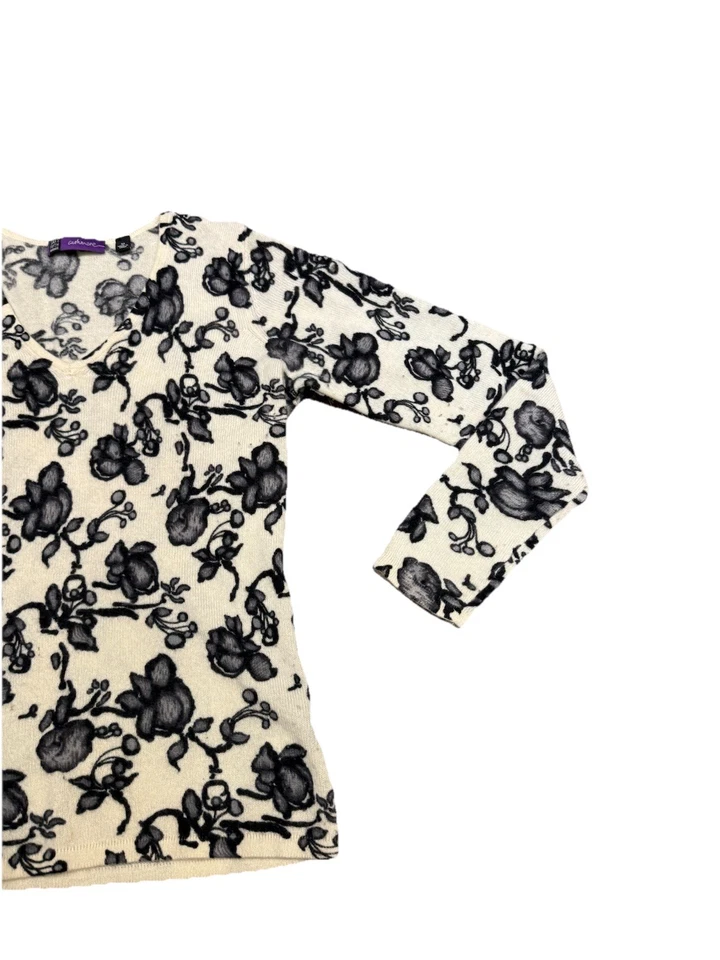 Suéter de cachemir para mujer Saks Fifth Avenue talla M negro blanco patrón de flores Foto 4 de 4