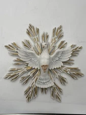 Statue of the Holy Spirit in hand-painted marble dust to hang | Made in Tuscany