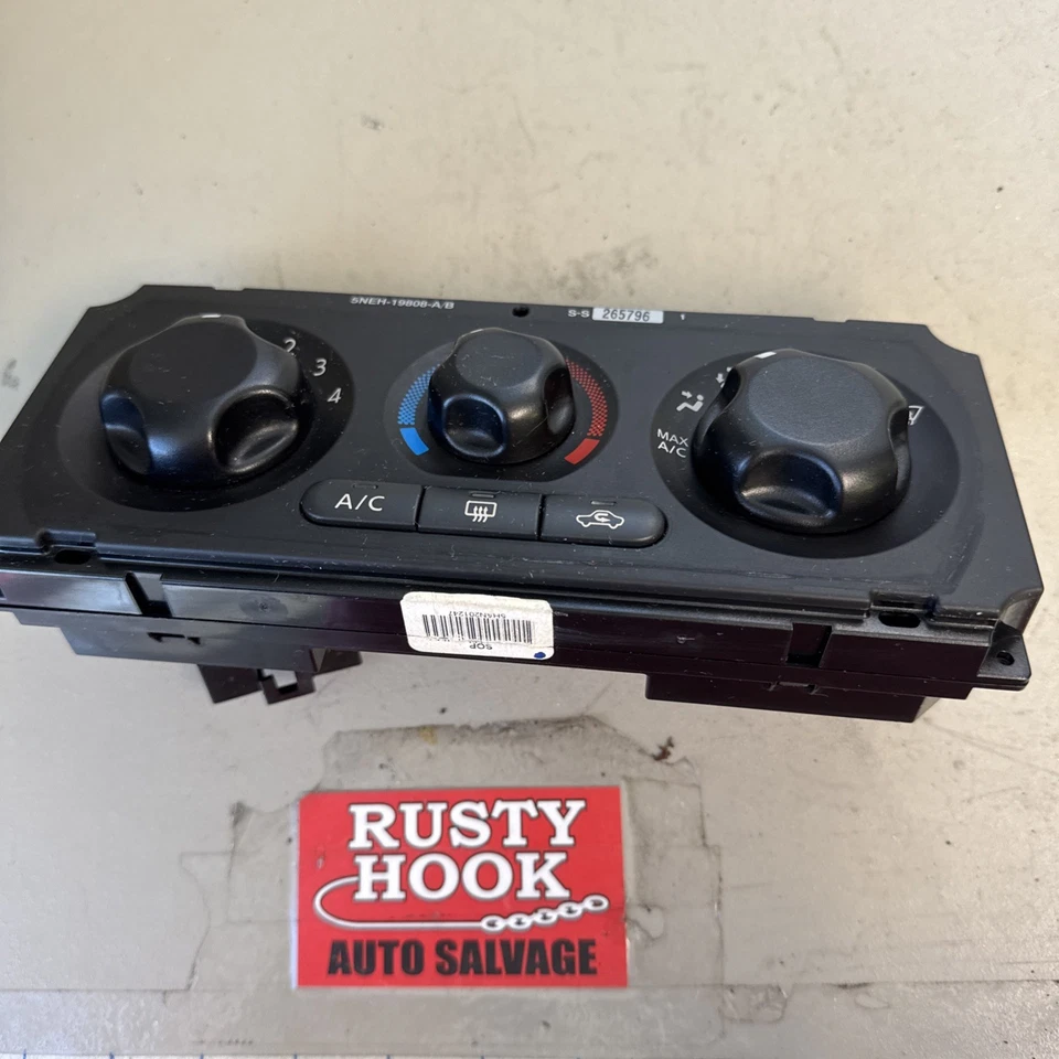2008 Nissan XTerra A/C Heater Temp Climate Control Unit 5NEH-19808-AB Foto 2 de 4
