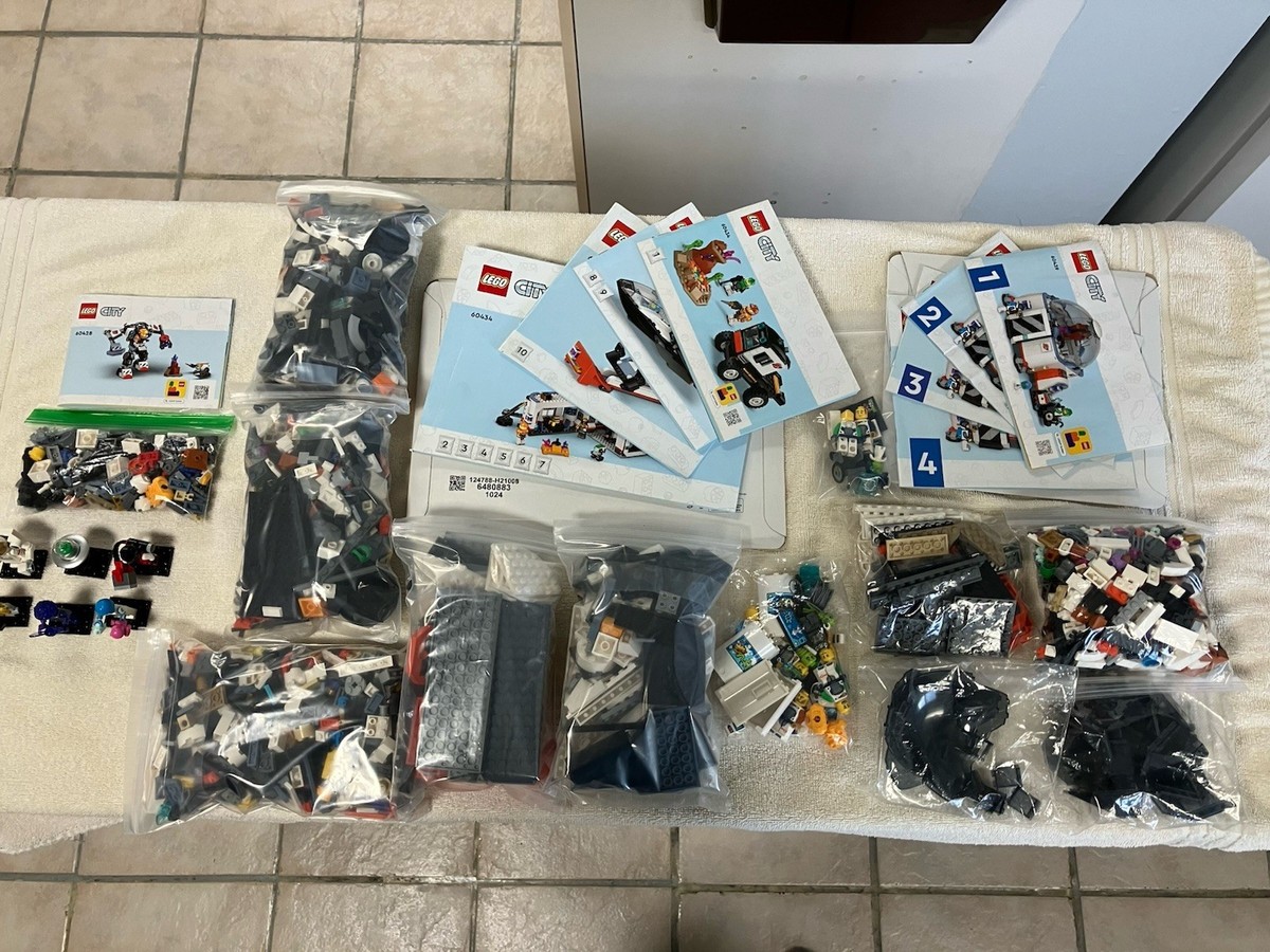 LEGO City Space Lot: 60434, 60439, 60428, Series 26 minifigs, all
