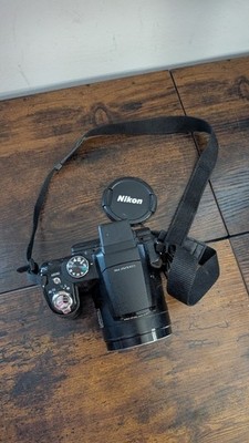 Nikon Coolpix P90 digital camera 12.1 mega pixel wide 24x zoom Great Condition 