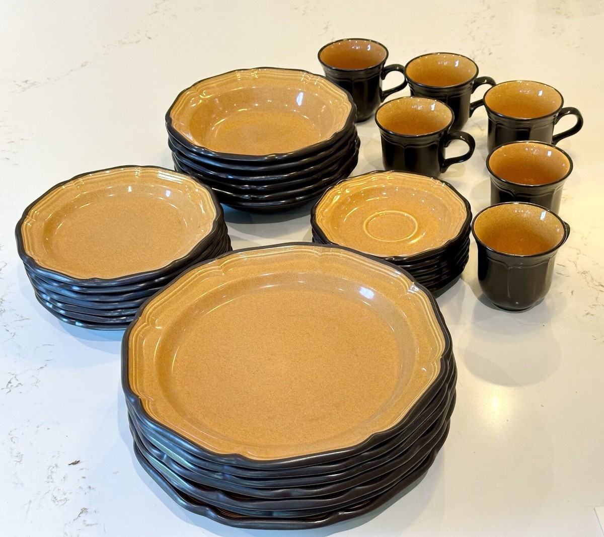 set of 32pcs-vintage Mikasa Italian Terrace in Bittersweet E8201