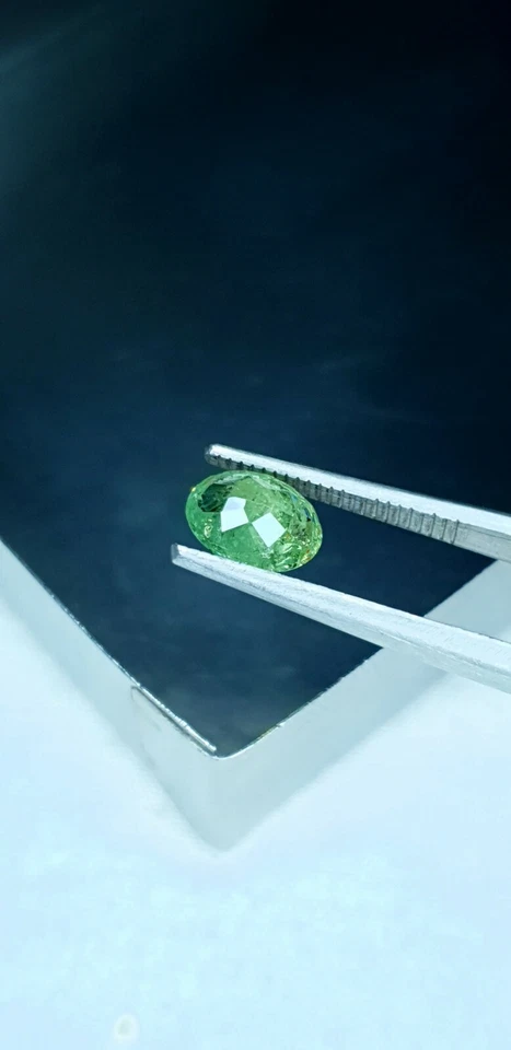 Demantoid Garnet Cut Stone 1.02Cts+ Excellent Cut Demantoid Garnet Jewelry Gems. - Image 4 of 4