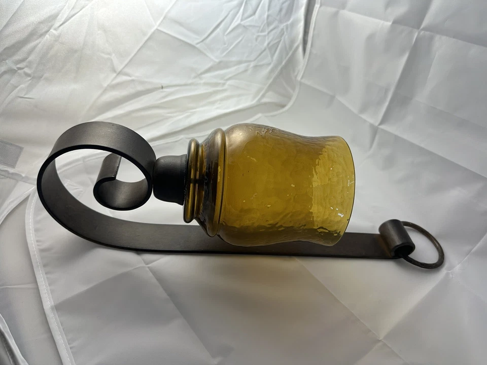 Aplique de pared pequeño Joselyn Uttermost 19311 candelabro individual Foto 3 de 4