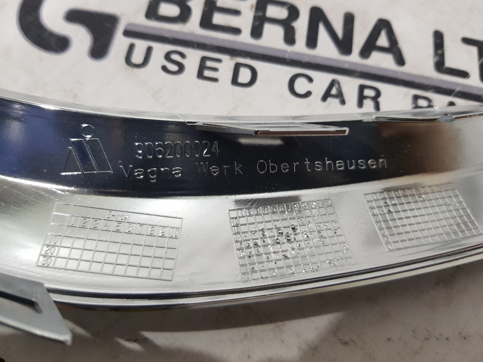 Genuine Vauxhall Insignia Front Bumper Moulding 22787052 Drivers 