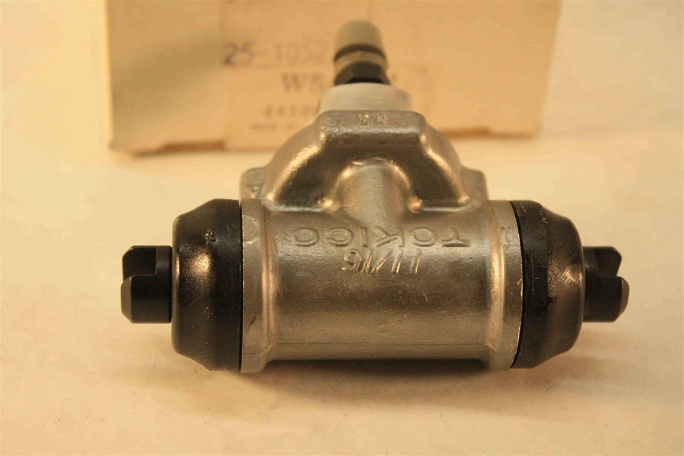 Cilindro de freno de rueda trasera para DATSUN NISSAN 44100-M4901 F10 310 Sentra Foto 3 de 4