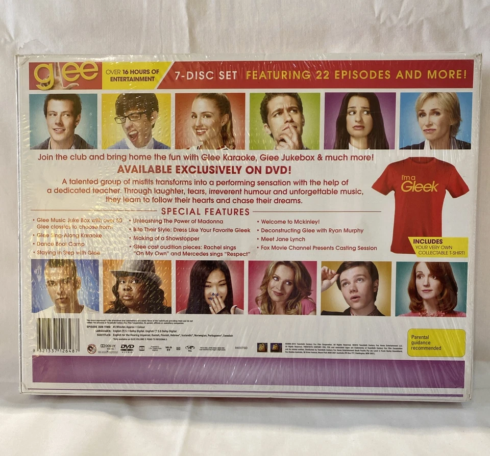 GLEE Complete First Season (2010) ~ 7 Disc Set & I’m A Gleek T-shirt ~ NEW - image 4 of 4