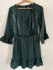 MINKPINK Green Ruffle Wrap Dress V-Neck Short 3/4 Sleeve Size M