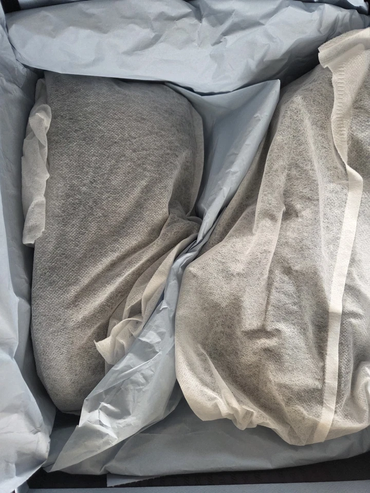 Sandálias Prada Sport VINTAGE Slides Femininas Tamanho 7 Couro Preto Sapatos Feitos na Itália - Imagem 4 de 4