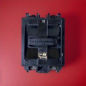 SQUARE D FSP-260 2 Pole 60 Amp Fuse Block(N-224032) & Pullout (M-224033)