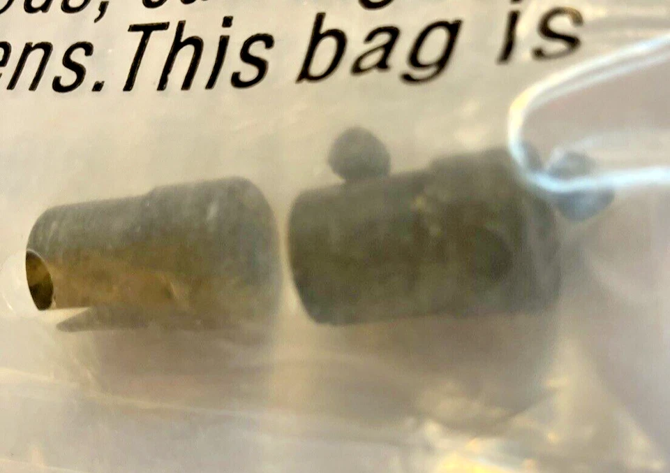 REDCAT Camo  02016 Drive Cup B & 85843 Rouned Head Self Tapping Screws 3 x 12 - Image 4 of 4