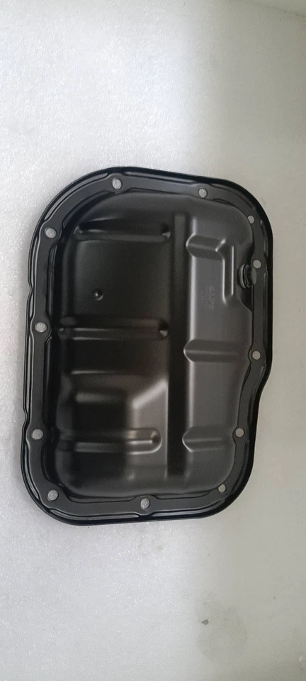 Sumidero de cárter de aceite de motor de acero de 1,8 L para Toyota Corolla 2009-2019 12102-37010 Foto 2 de 2