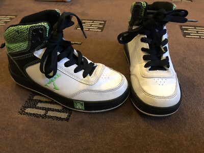 Sidewalk sports heelys boys kids trainers Used But Good Condition