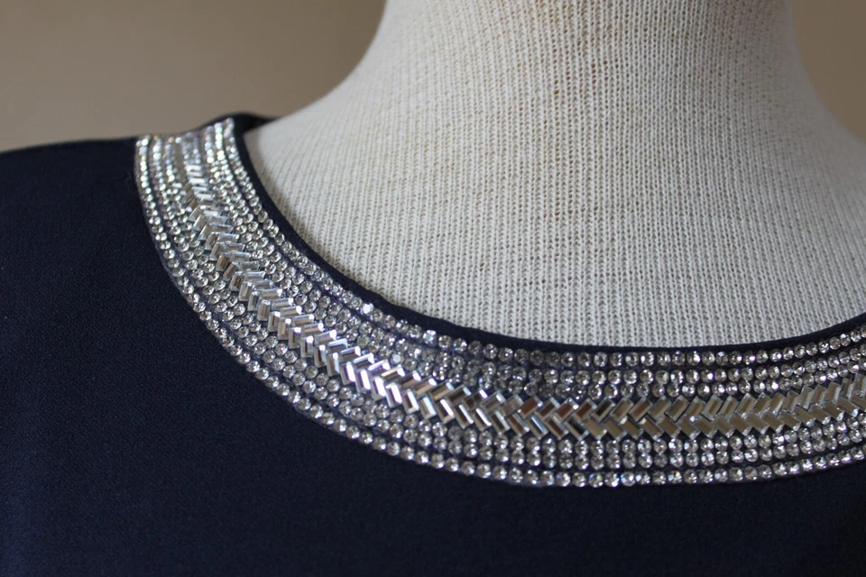 MSK 海军蓝高开衩水钻领长款性感正装连衣裙 S — 第 3/3 张图片