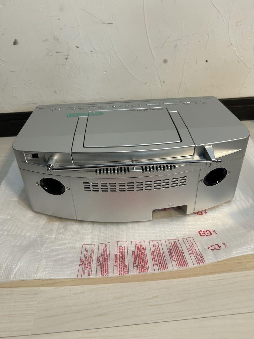 Toshiba TY-AK21 High-Resolution SD/USB/CD Radio Cassette TOSHIBA