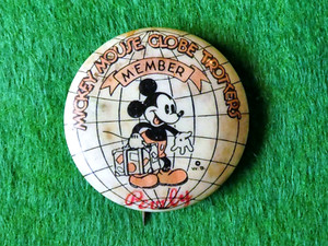 VINTAGE MICKEY MOUSE GLOBE TROTTERS MEMBER PINBACK 1930'S