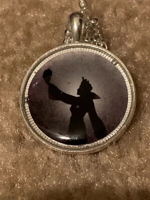 Disney s Evil Queen From Descendants Inspired Necklace