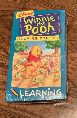 Winnie The Pooh Learning sharing & caring VHS Disney New Sealed with flash Cards