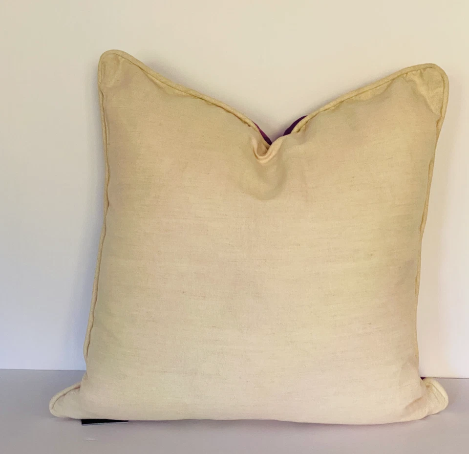 VILLA HOME  pillow cover 20 x 20 - Image 3 of 4