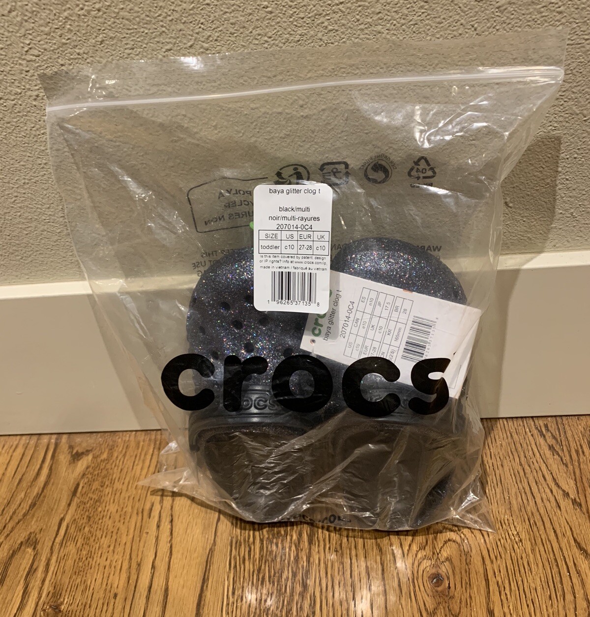 NIP Crocs Baya Black Glitter Clogs Toddler Size C10 Sandals MSRP 39.99