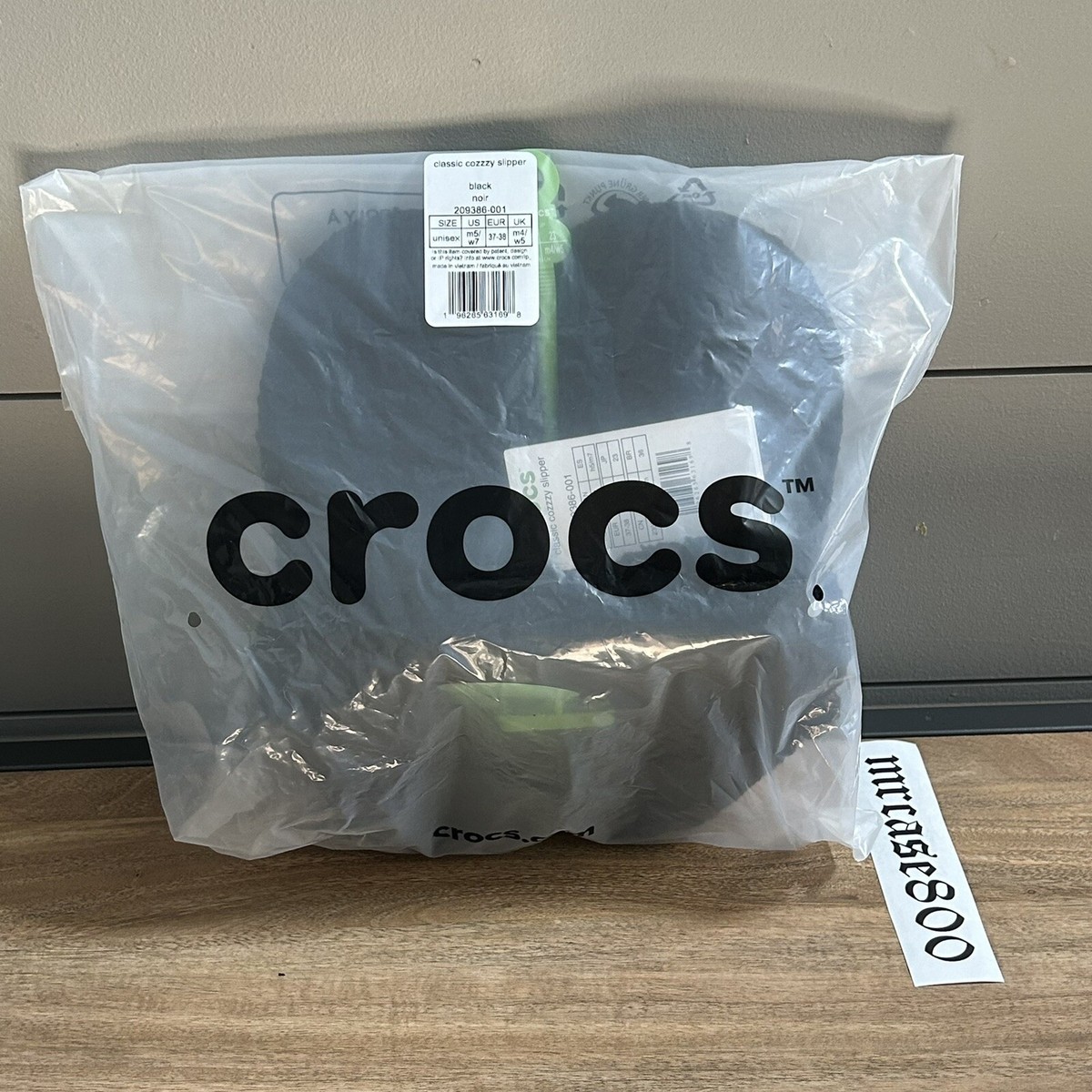 Crocs Classic Cozzzy Slipper Black Unisex M5/W7 New | eBay