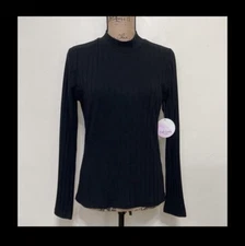 NWT Full Circle Long Sleeve  Mock Turtleneck
