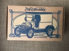 Ertl Collectibles 1912 Ford Model T Diamond Walnut Growers 19015 Delivery Van