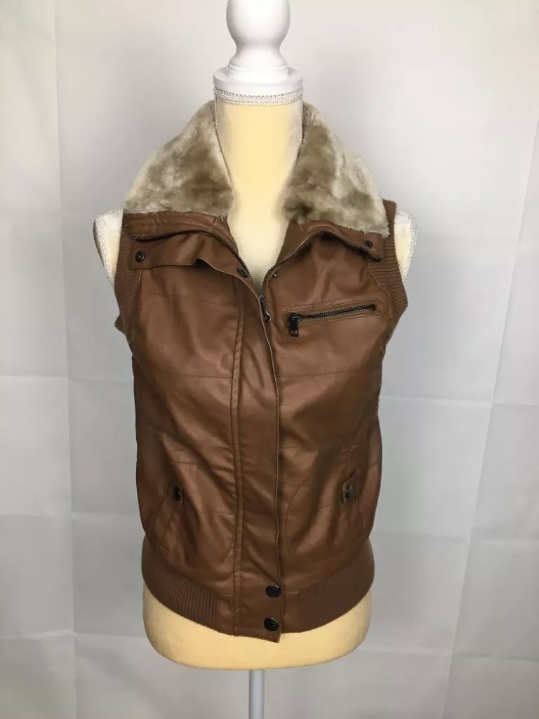 Ci sono faux fur vest sale