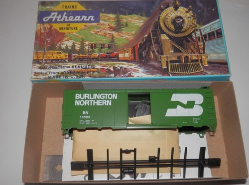 Kit de coche de caja Athearn escala HO 40' Burlington Northern 107297 #1224 | Condition: Used