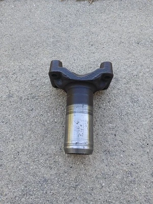 1963-1970 Chevy Corvette C2 C3 Muncie Transmission Slip Yoke 26 Spline OEM Part - Bild 1 von 3