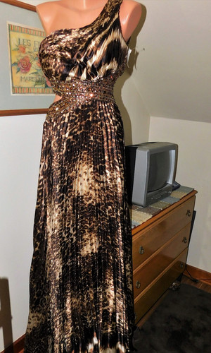 Dave & Johnny Off The Shoulder Leopard Print Formal Occasian - Prom Dress- 9/10