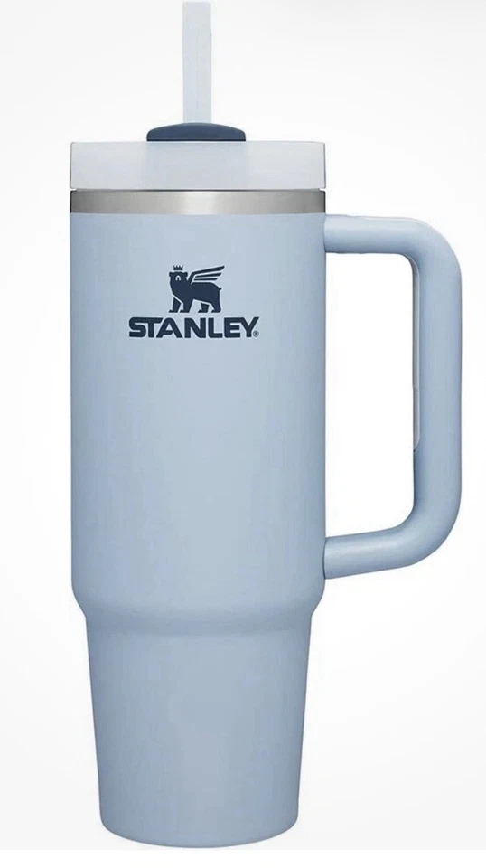 Vaso apagador Stanley Cup 40 oz ¡Nuevo dos por el precio de uno!!! Foto 4 de 4