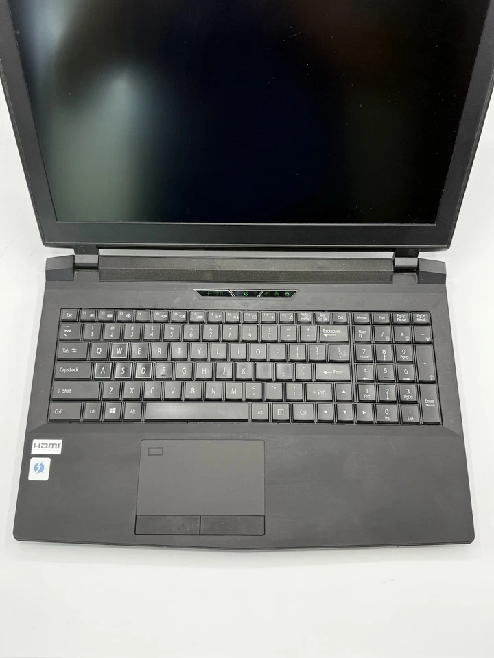 "Laptop para juegos Sager P750TM1 15,6"" FHD I7-8700 32 GB RAM 512 GB NVMe GTX 1060 LEER" Foto 2 de 4