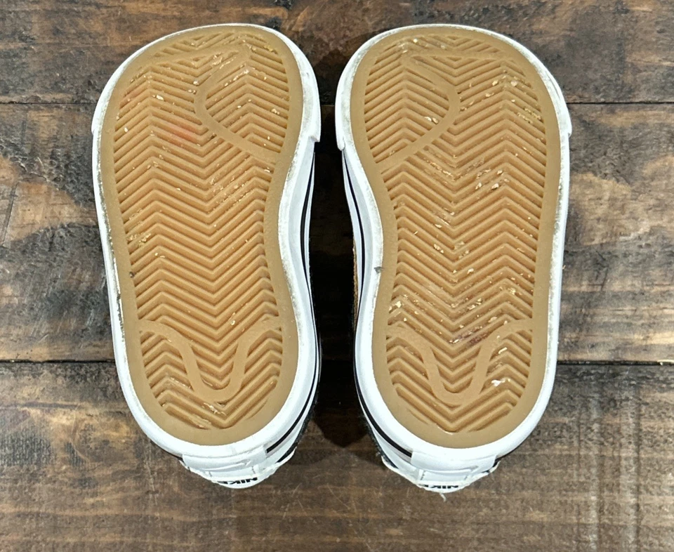 Nike Court Legacy DA5382-102 blanco talla 4,5 niño pequeño Foto 4 de 4