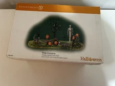 Dept 56 SV Halloween - Creepy Lighted Front Yard - 53242 RETIRED, In Box - Works