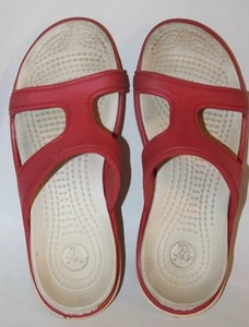 discontinued croc sandals
