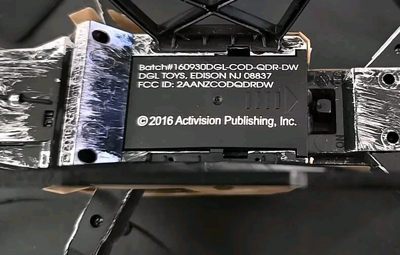 Call of Duty WiFi Dragonfly Camera Drone with Charger, Controller & Manual  - Image 3 of 4