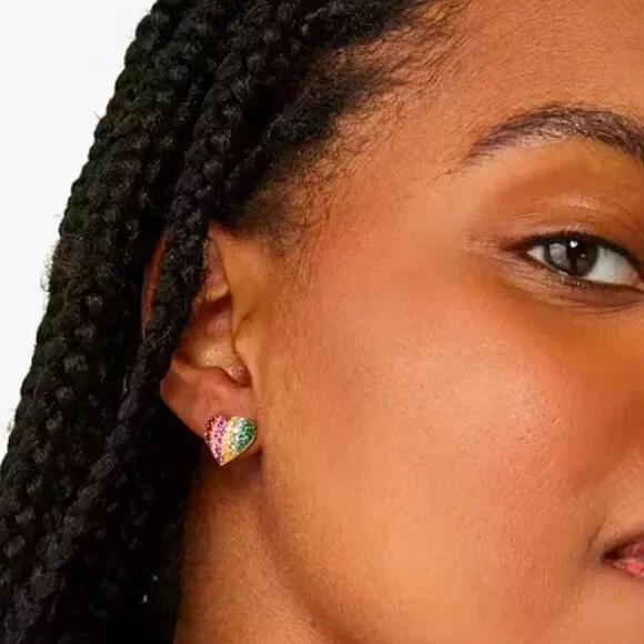 Aretes con corazón arco iris Kate Spade. Venta al por menor $69 Foto 2 de 4