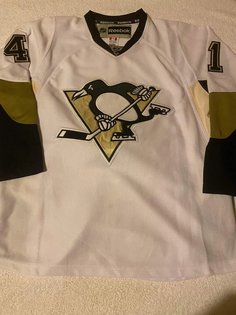 bortuzzo jersey