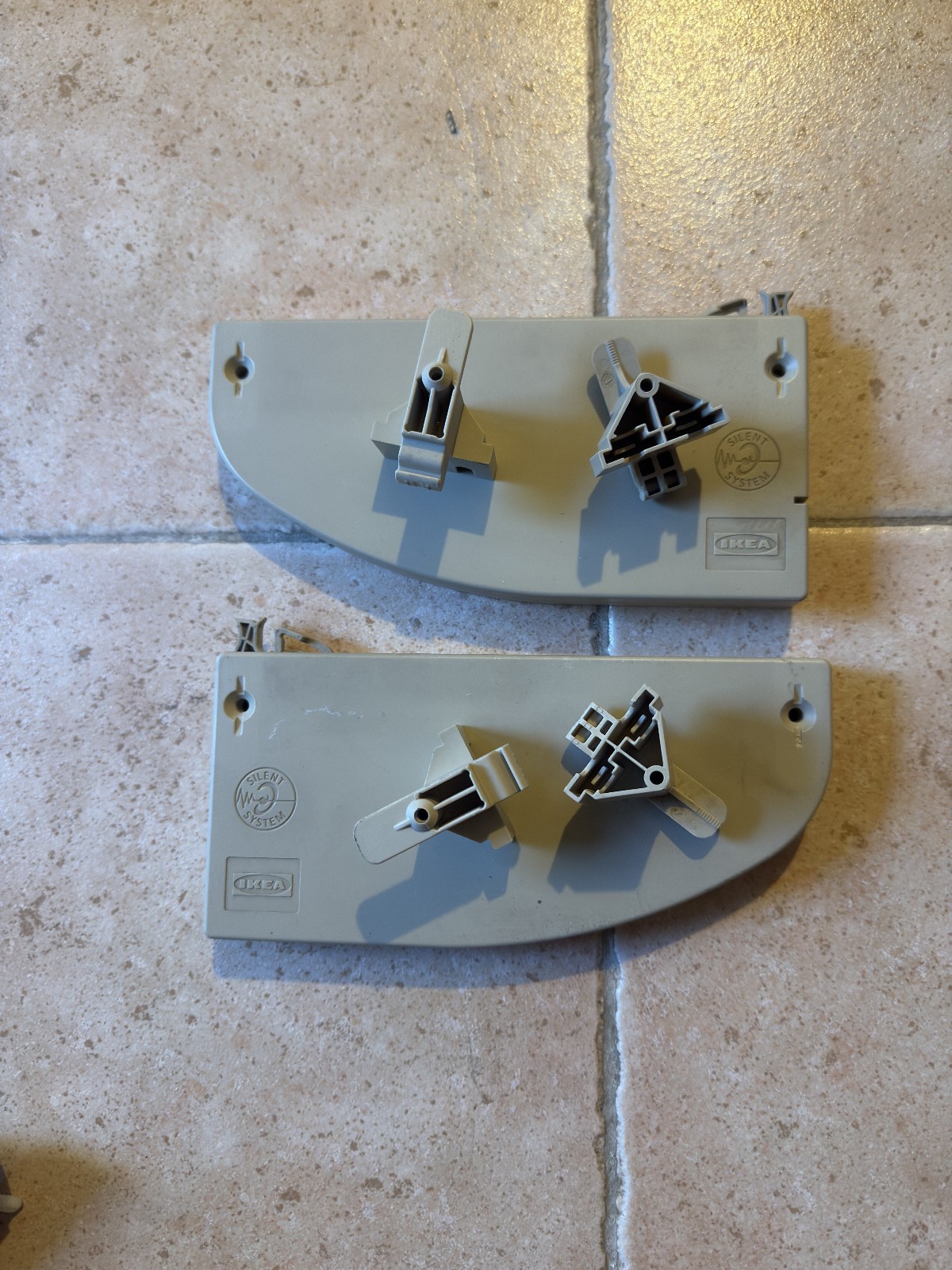 ammortizzatori porte scorrevoli armadi ikea