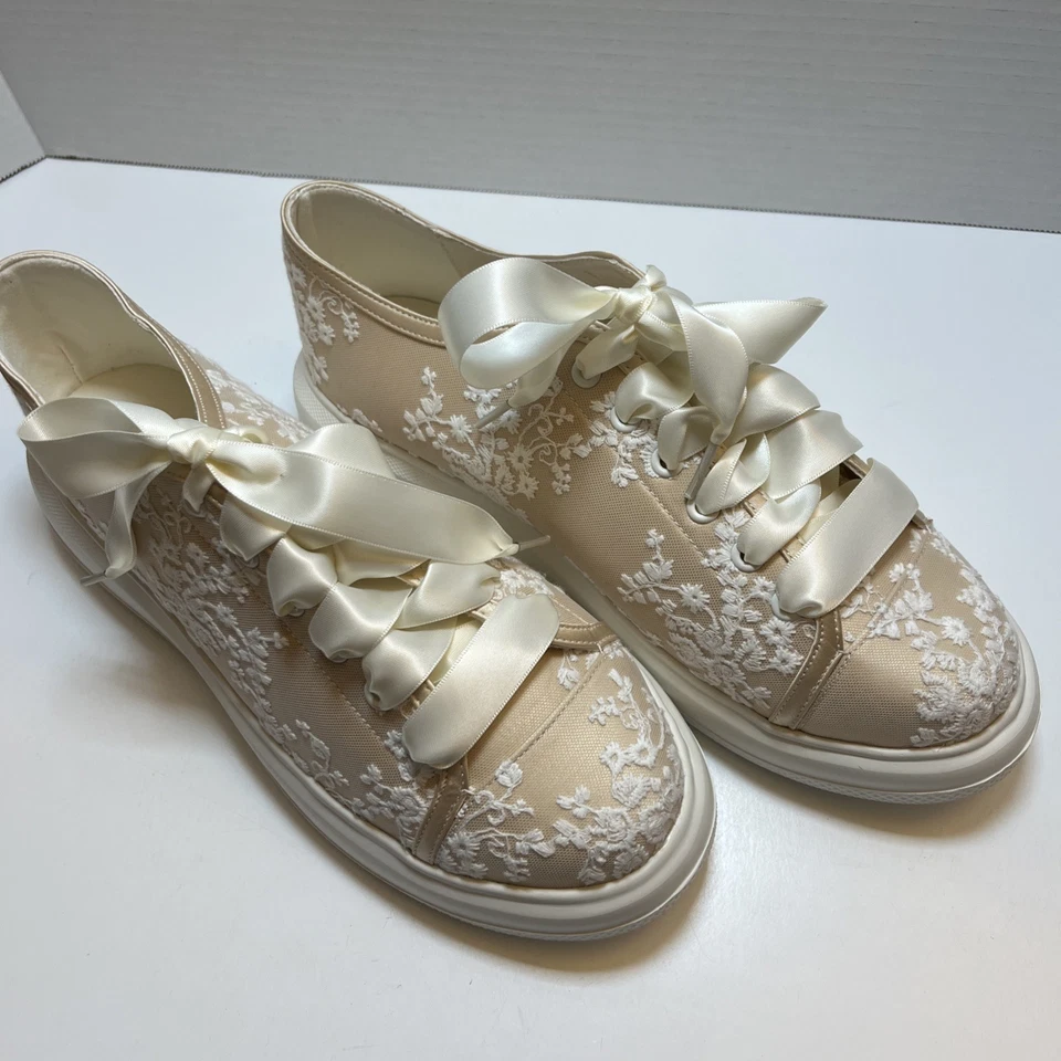Свадебные кроссовки, атлас цвета слоновой кости, ленточные шнурки, стразы женский размер 7 - Изображение 4 из 4