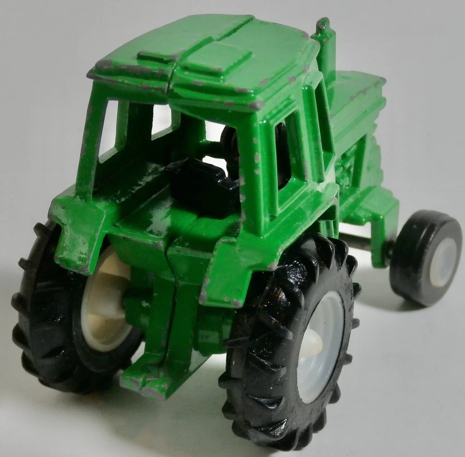 VINTAGE ERTL GREEN JOHN DEERE METAL DIECAST FARM TRACTOR MADE IN CHINA ca 1980s - Image 4 of 4