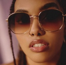 NEW Quay Australia Jezabell Round Sunglasses Unisex Gold Oversized NWT