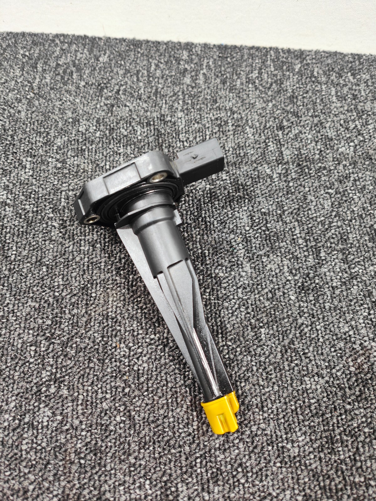 BMW 1 2 3 4 5 Series F10 F20 F22 F30 F32 F36 Oil Level Sensor 8638755