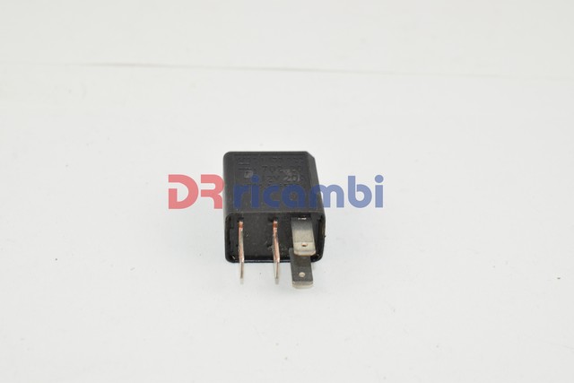Реле gm 24435922