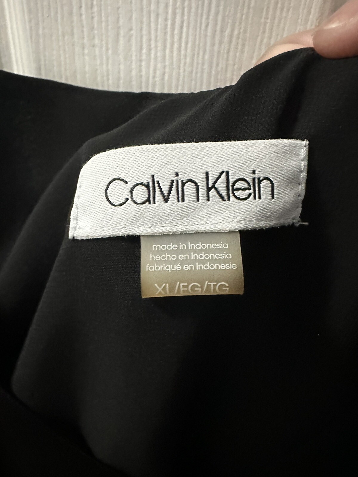 Women's Basic Black Cami Spaghetti Strap Calvin K… - image 2